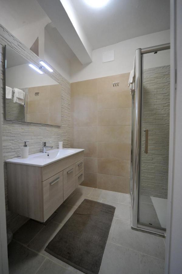 Pietra Bianca Appartment Bari Dış mekan fotoğraf
